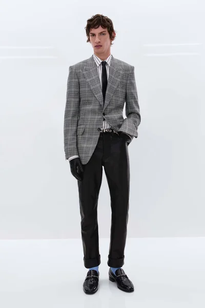 Look 5